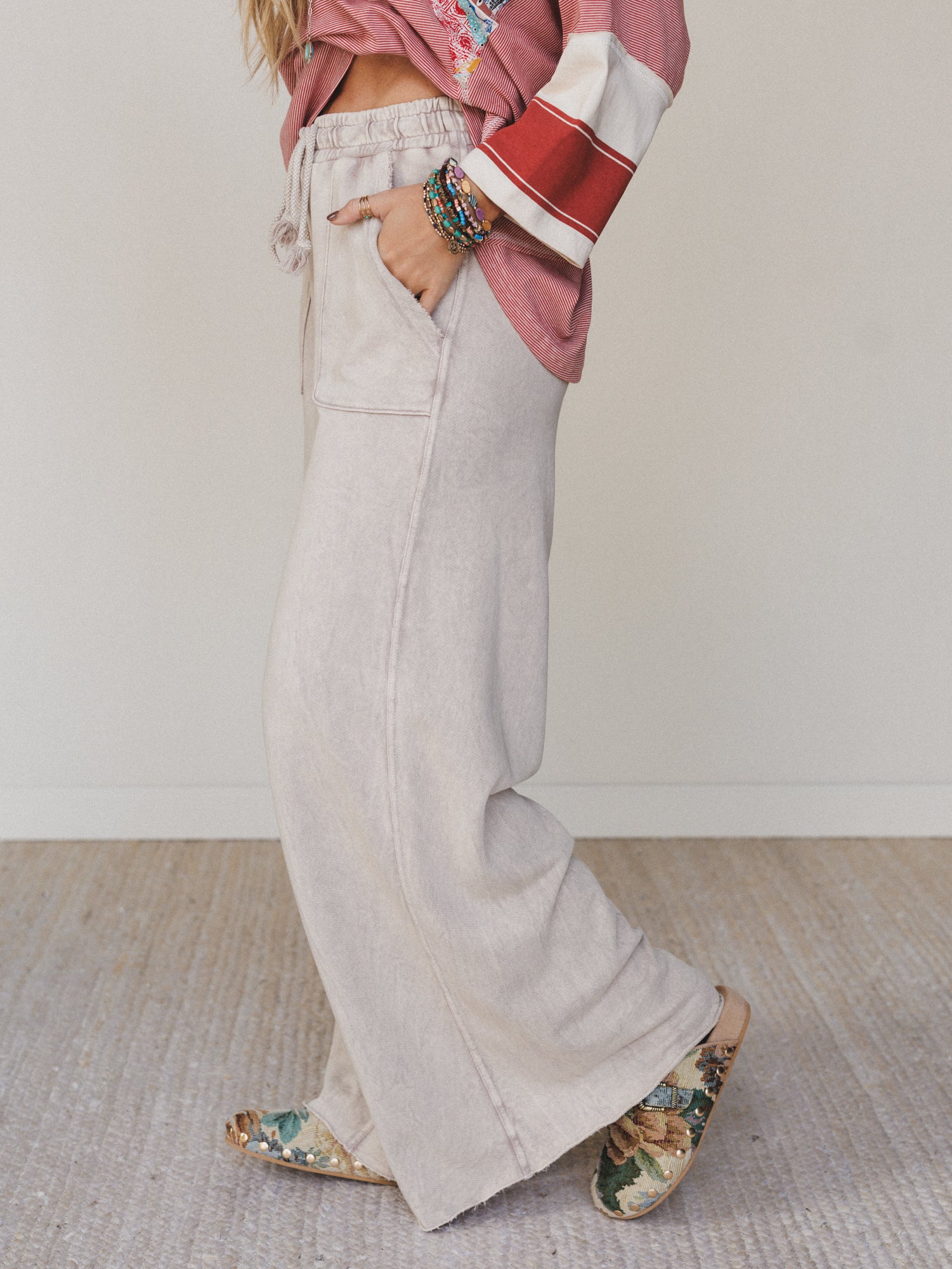 Relaxing Robin Wide Leg Pant - New Taupe