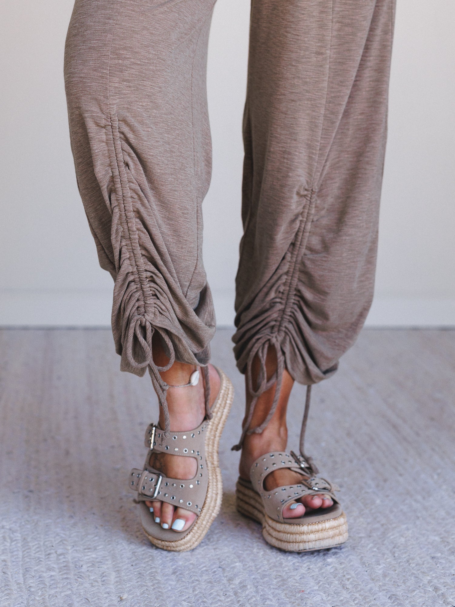 The Nest Solie Cinched Pants - Mocha