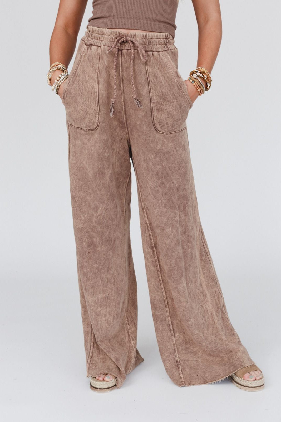 Relaxing Robin Wide Leg Pant - New Mocha