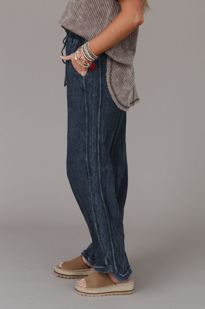 Daily Comfy Wide Leg Pants main image 1