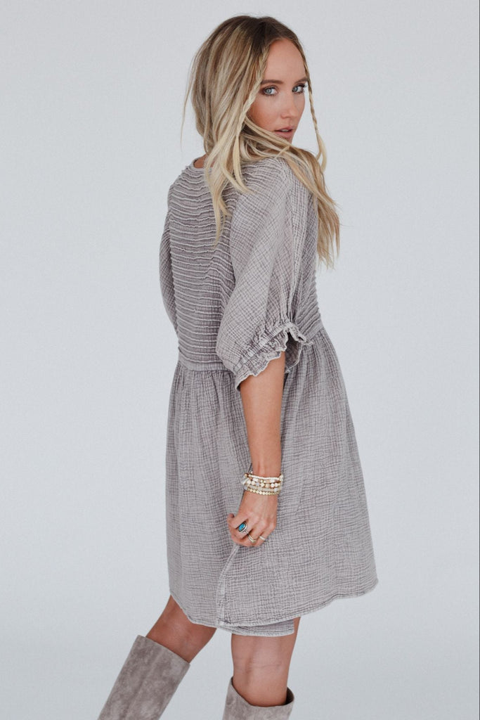 Quinn Puff Sleeves Midi Dress
