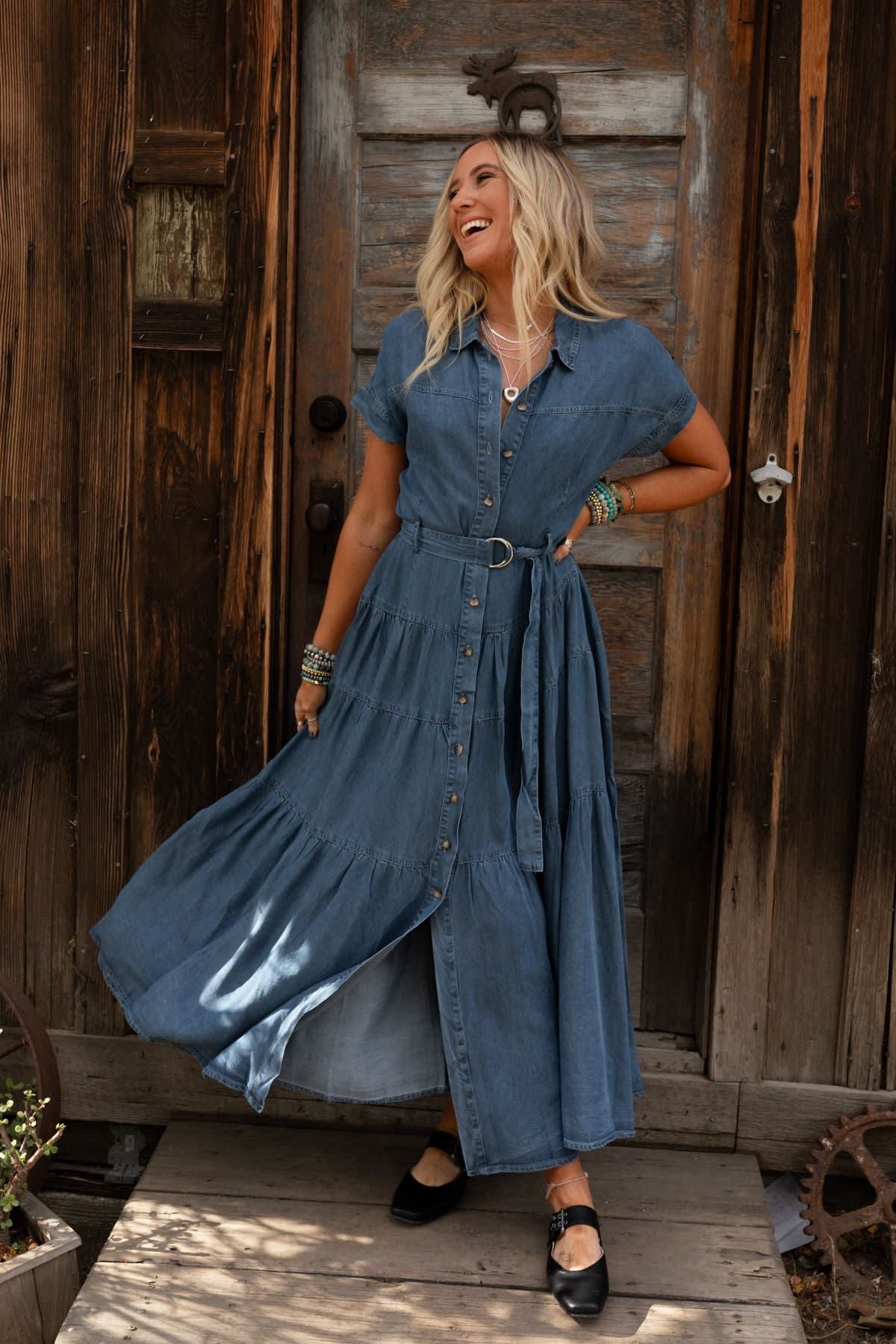 fitted lace wedding dress Draper James Women's Reagan Denim Maxi Dress - Blue fitted lace wedding dress Draper James Women's Reagan Denim Maxi Dress - Blue