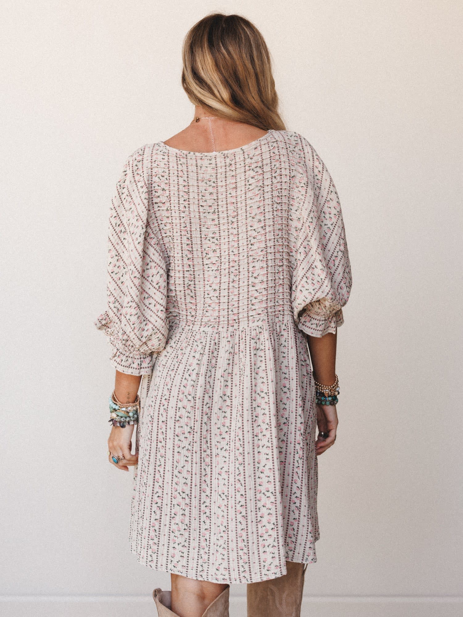 Quinn Puff Sleeve Mini Dress Floral - Sage Grey Easel Quinn Puff Sleeve Mini Dress Floral - Sage Grey Easel