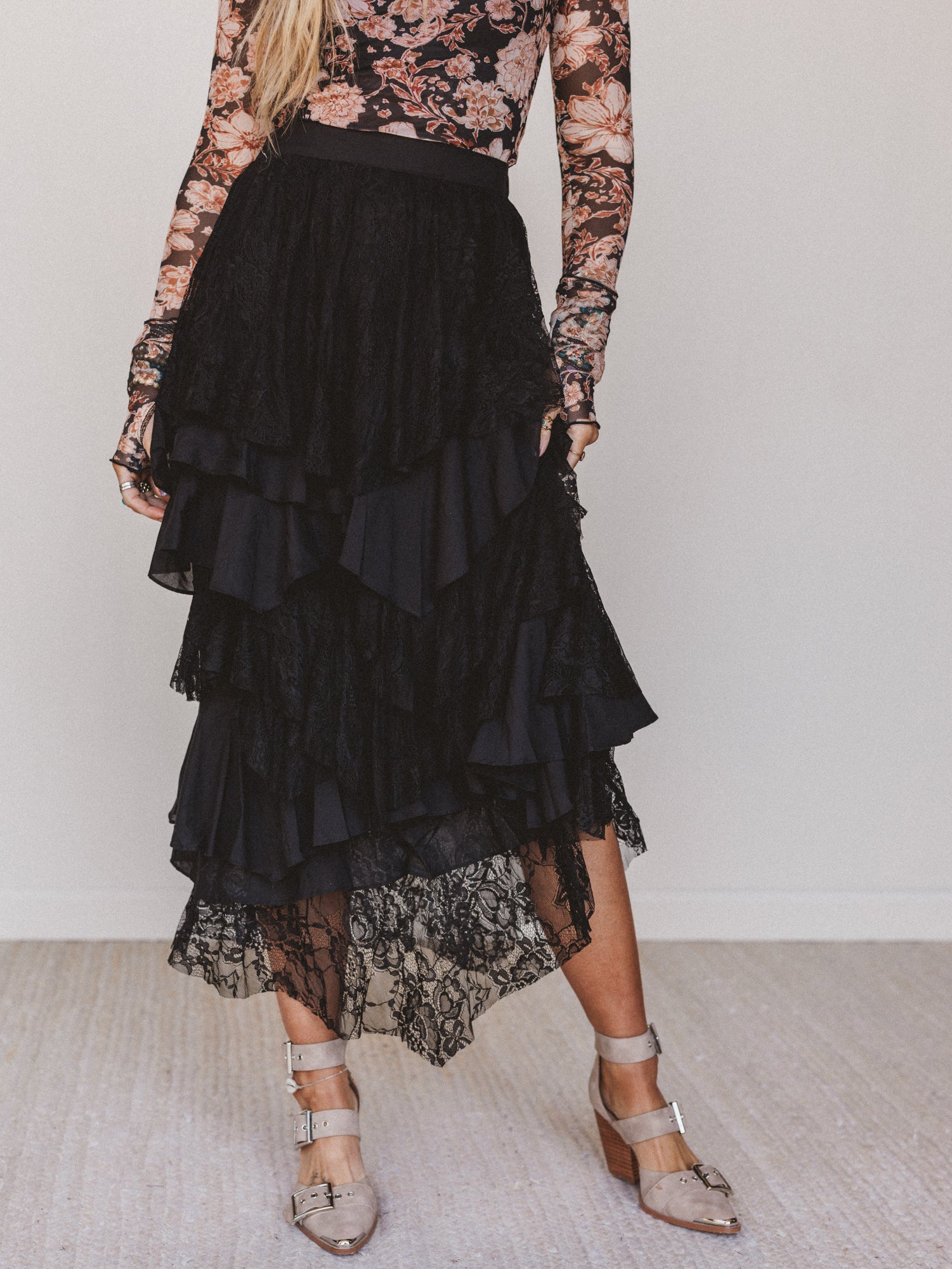 together lace dress Black Lace Sweetheart High-Low Cocktail Homecoming Dress with Ruffles