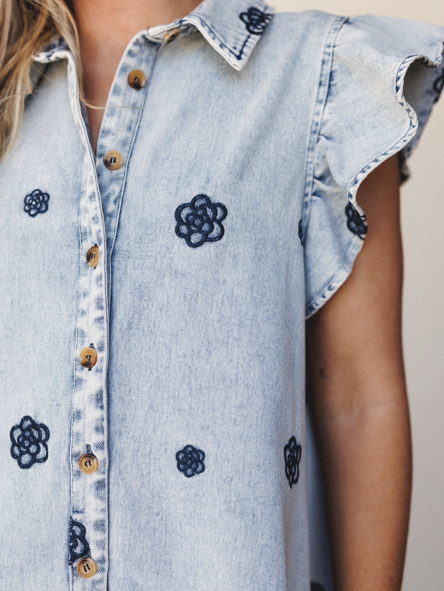 embroidery casual denim dress Lalavon Sleeveless washed finish Embroidery Denim Frock For Ladies