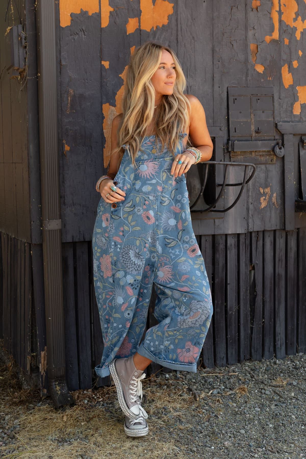 Maxi-jurk met cut-outs bij de halslijn, schoudervrij zomerjurk Maxi-jurk met cut-outs bij de halslijn, schoudervrij zomerjurk
