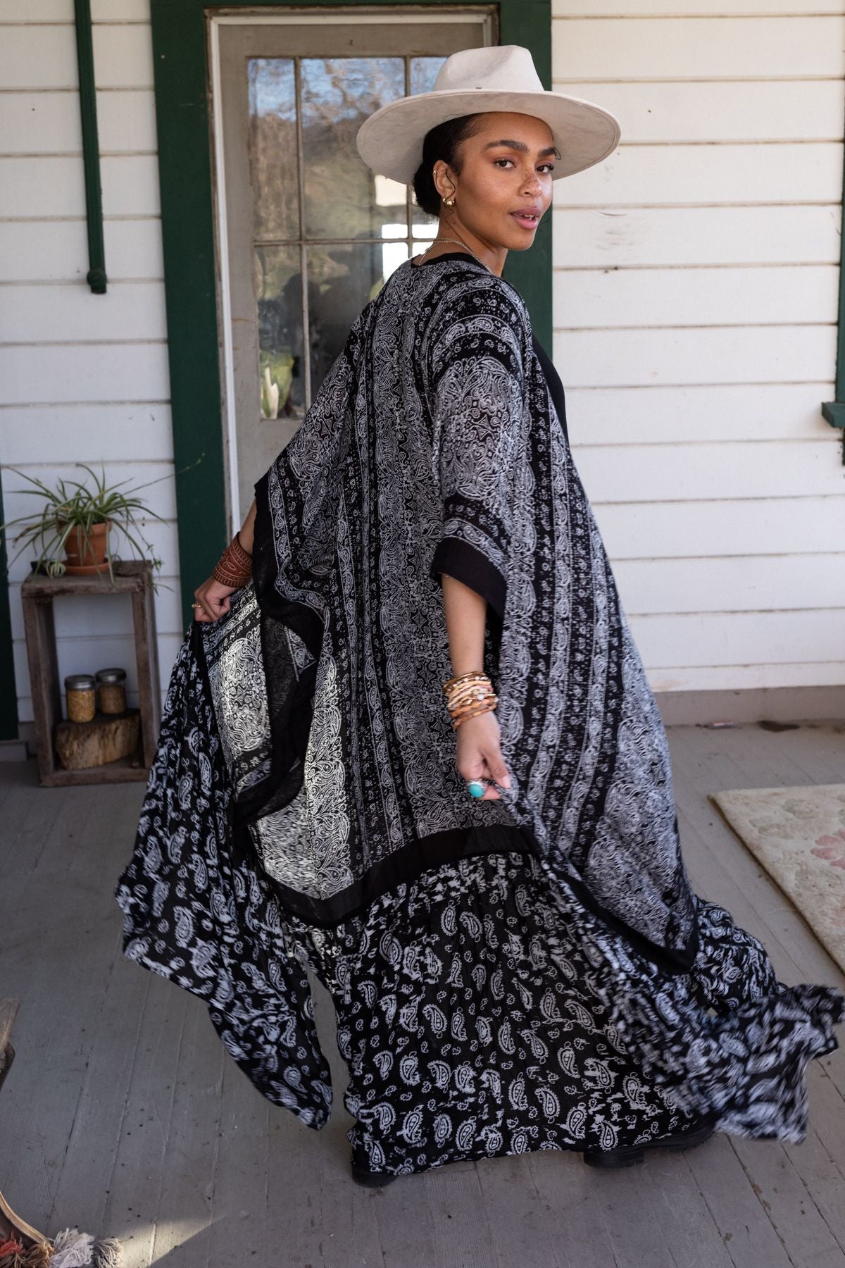kimono and black dress Japanese Please read the product description for size Paisley Tapestry Free Flow Duster