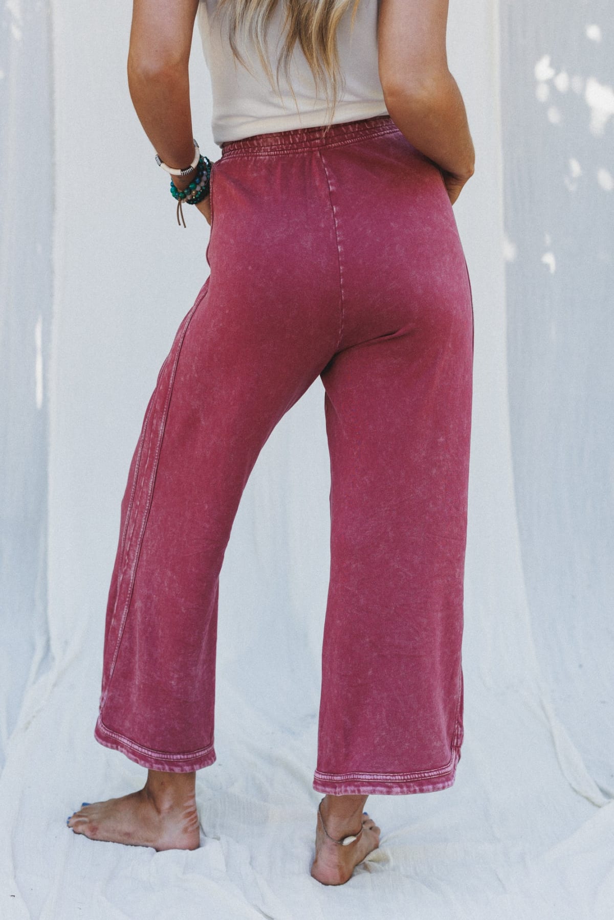 So Comfy Wide Leg Pant Cropped Length - Burgundy – Easel