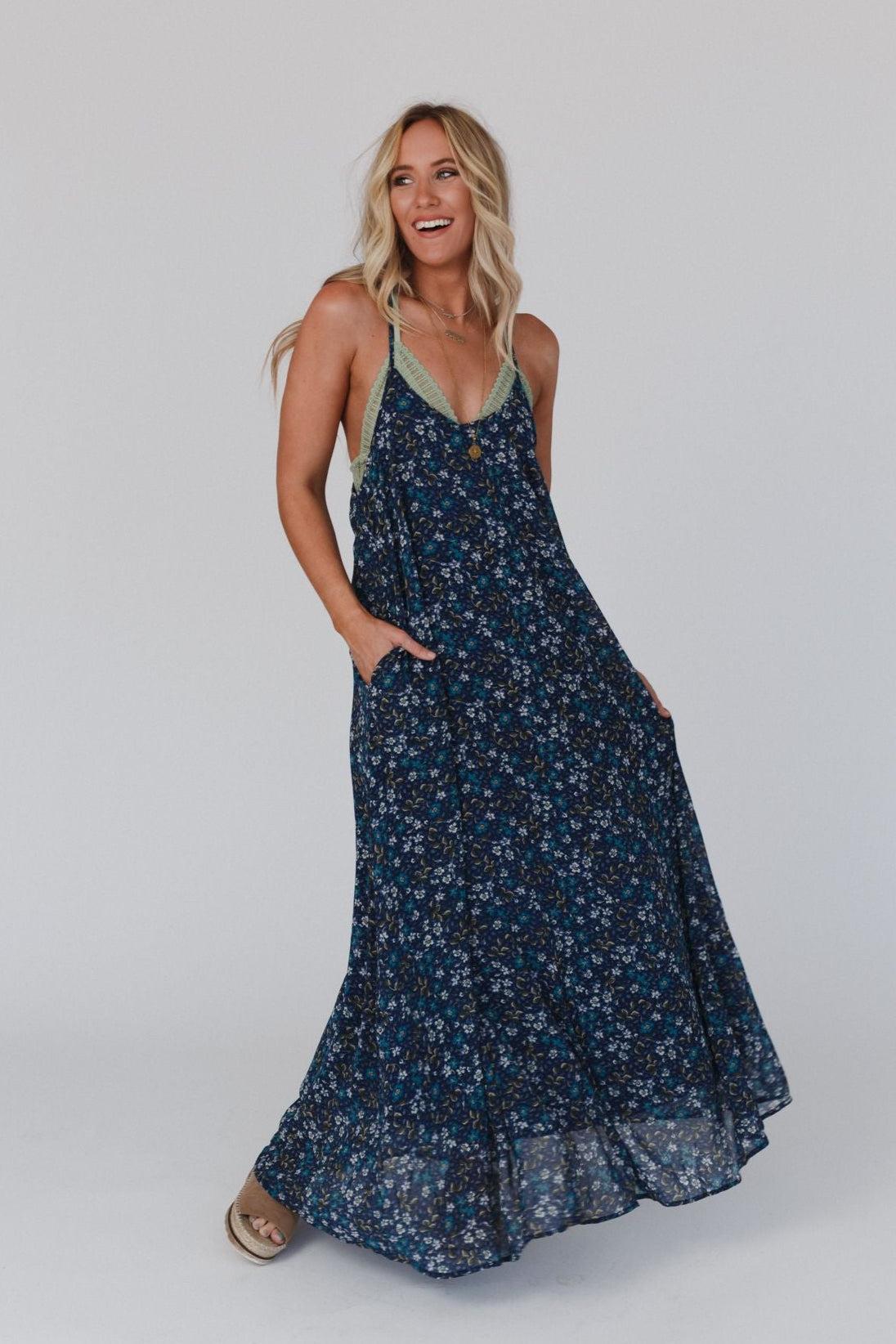 The Nest Oasis Pocket Maxi Dress - Navy Floral – CY Fashion