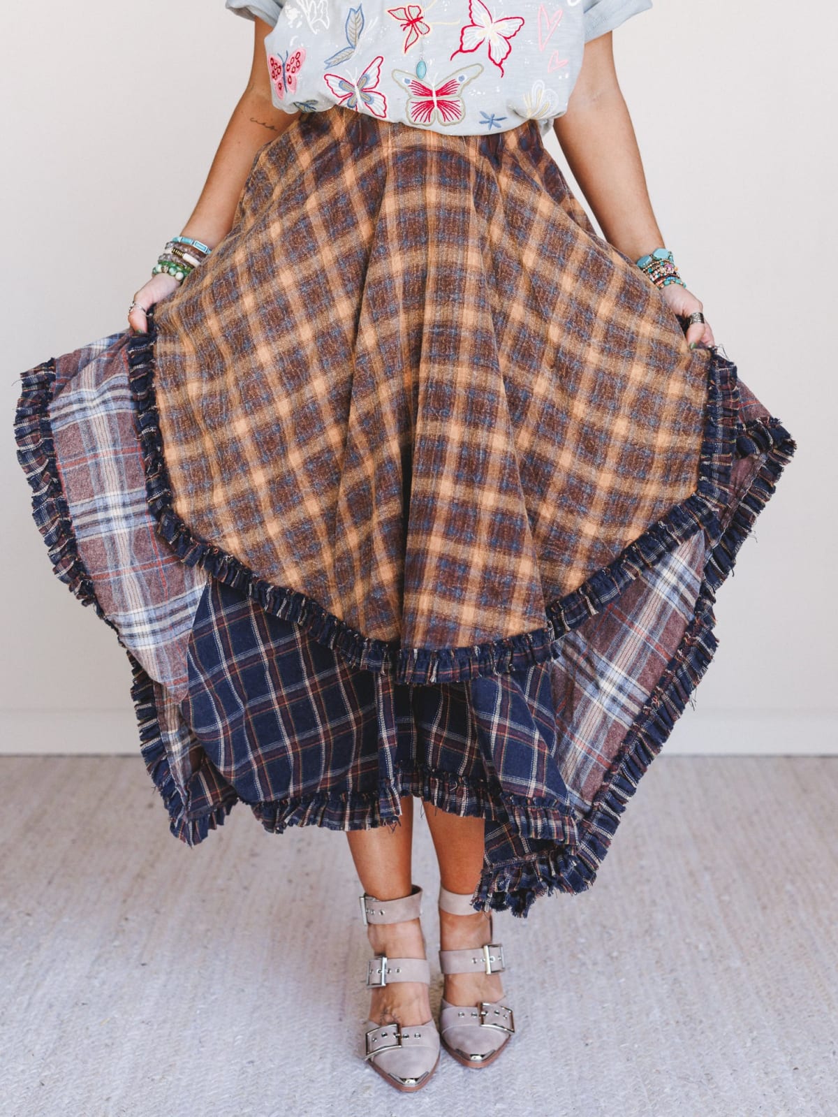 Sand Dancer Plaid Skirt - Navy – Oli & Hali