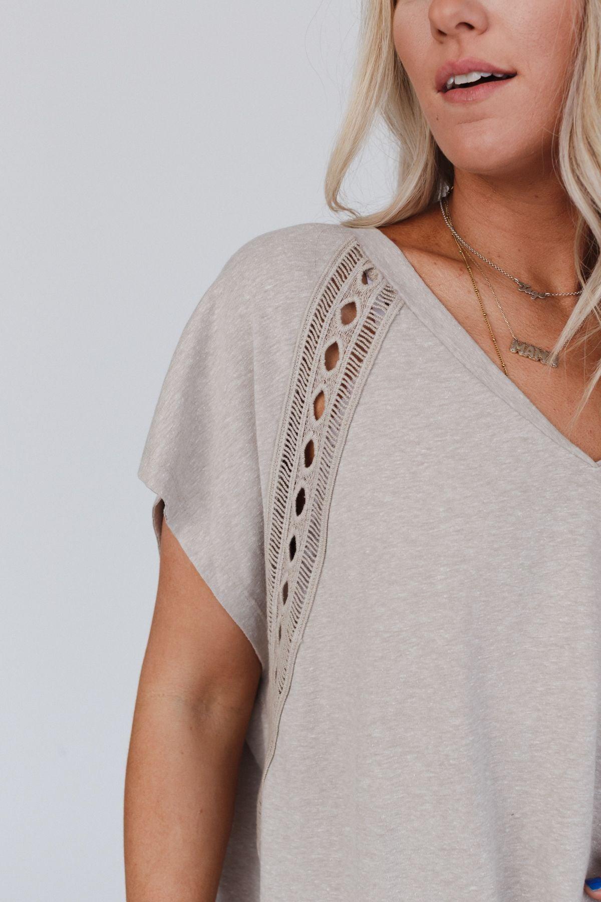 The Nest Camden Lace V Neck Top – Three Bird Nest