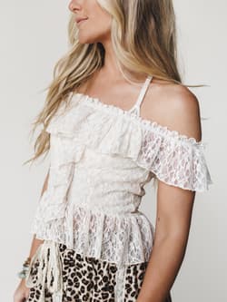 Garden Waves Top