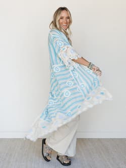 Spring Groove Duster