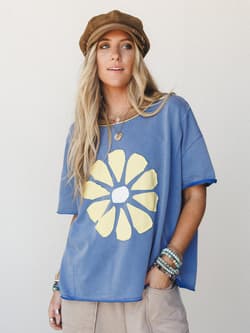 Sunny Blooms Tee