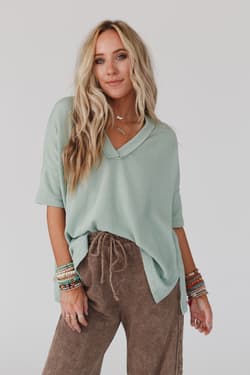The Nest On The Go V Neck Ribbed Essential Tee