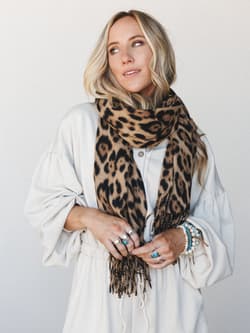 Wild Feeling Animal Print Scarf