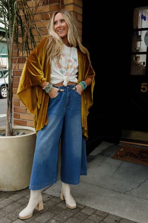 savoy-velvet-kimono-marigold/Marigold