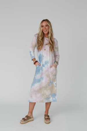 The Nest Soul Shine Pocketed Tie Dye Midi Dress: undefined