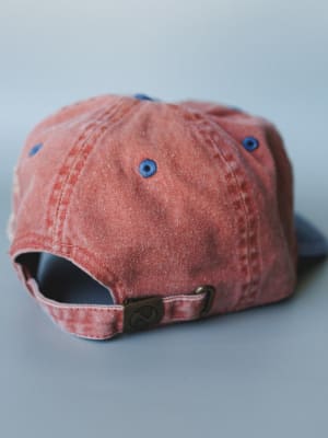 Distressed Baseball Cap Dad Hat
- Two Tone Orange Blue OS / Two Tone Orange Blue