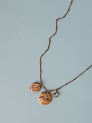april-dreamer-birthstone-necklace-diamond/April Diamond
