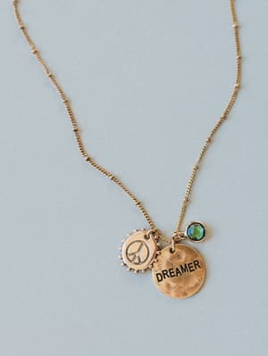 august-dreamer-birthstone-necklace-peridot/August Peridot