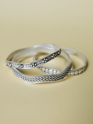 Meadow Roads Bracelet: undefined