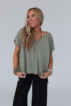 camden-lace-v-neck-top-olive/Olive