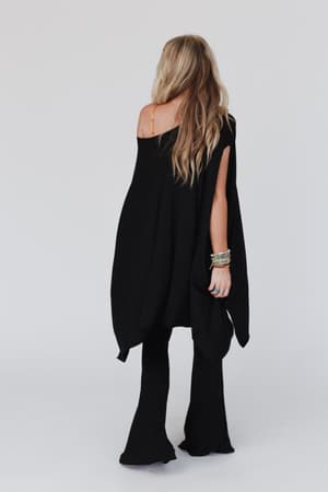 wren-tunic-and-cher-flare-set-black/Black