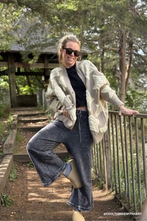 wrapped-in-stars-oversized-cardigan-taupe/Taupe