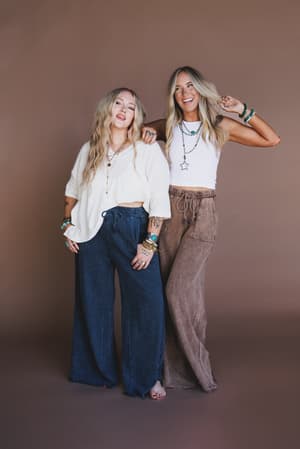 Relaxing Robin Wide Leg Pant: undefined