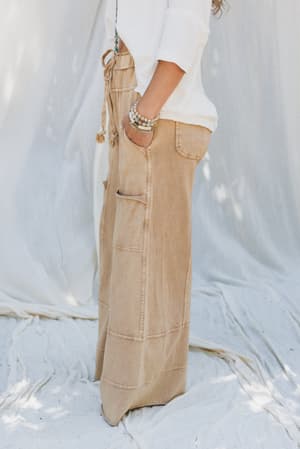 lucky-one-wide-leg-pant-camel/Camel