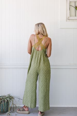 annabelle-printed-jumpsuit-olive/Olive