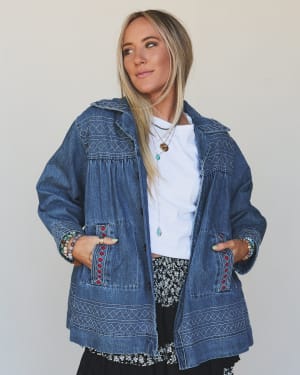 Denim Joy Jean Embroidered Jacket - Medium Wash L / Medium Wash