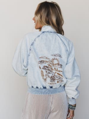 Beauty of the West Embroidered Jacket - Light Wash L / Light Wash