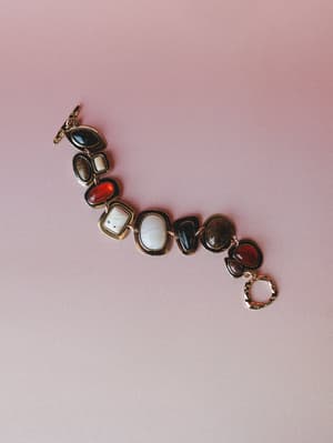Honey Stone Bracelet: undefined