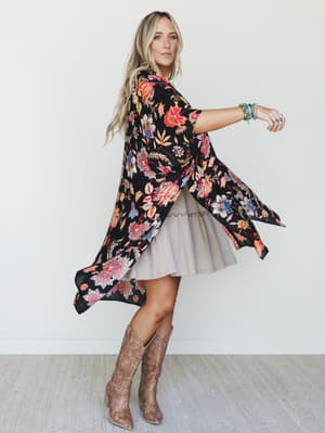 Floral Desert Kimono - San Marino OS / San Marino