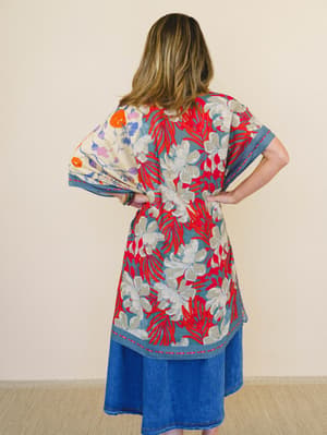 Soft Petals Kimono - Phyllis OS / Phyllis