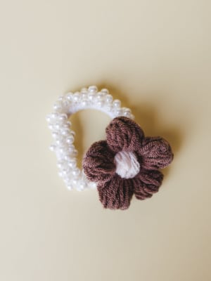 flowers-in-your-hair-scrunchie-mocha/Mocha