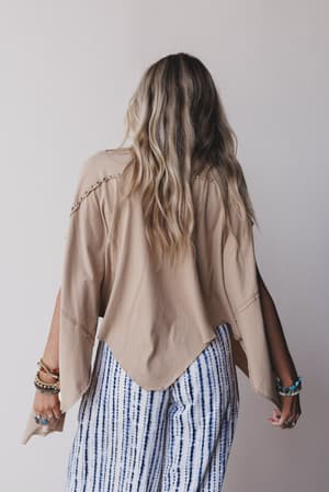 Taupe