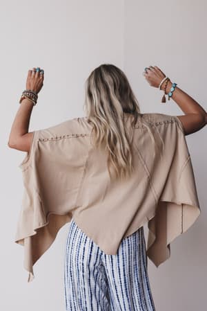 Taupe