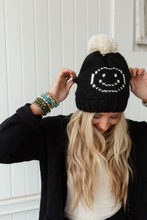snuggle-happy-pom-beanie-black/Black