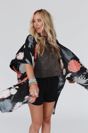 tyler-floral-kimono-black/Black
