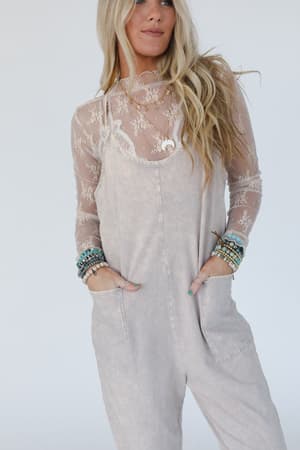brooke-pocket-jumpsuit-ash-mocha/Ash Mocha