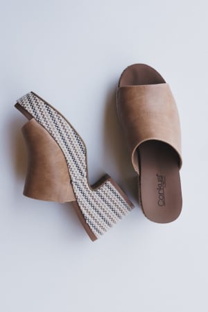 Sunset Heights Striped Platform Sandal: undefined