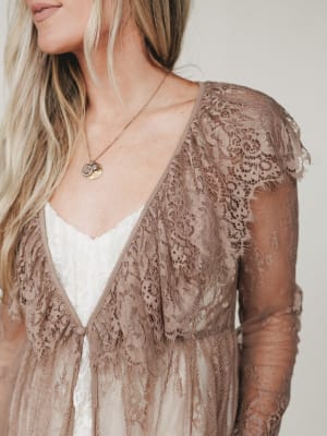 Love Letters Baroque Lace Duster - Taupe L / Taupe