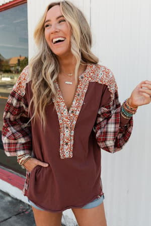 better-together-mixed-print-top-transition-red/Faded Apple Wood