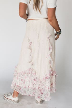 violet-daze-lace-maxi-skirt-pink/Pink