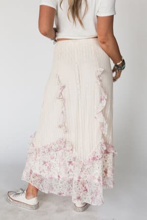 violet-daze-lace-maxi-skirt-pink/Pink