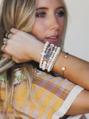 Aspen Bracelet Set - White OS / White