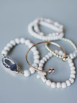 Aspen Bracelet Set - White OS / White